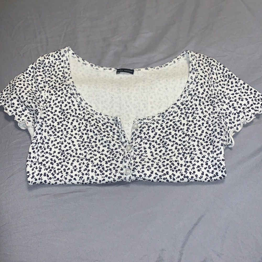 Brandy Melville Zelly ruffle top